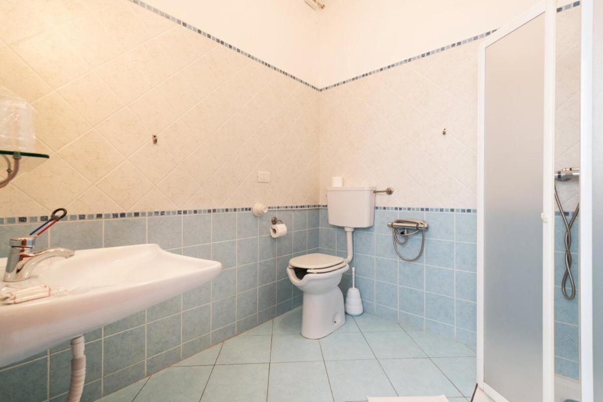 Hotel Bruna 马帝斯兹罗 外观 照片