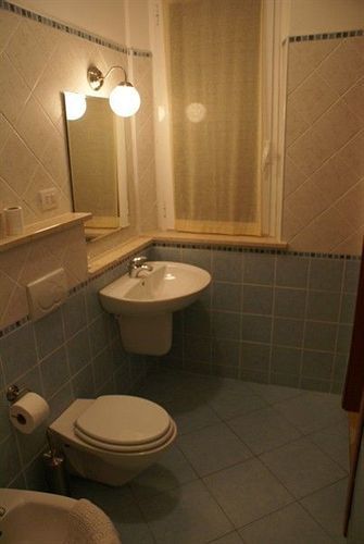 Hotel Bruna 马帝斯兹罗 外观 照片